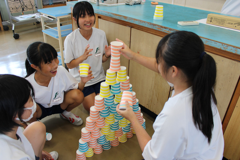 コップ４
